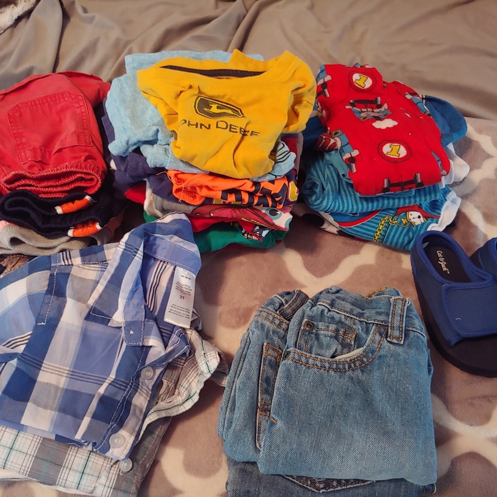 2t boys Bundle 22 items